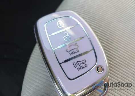 2018 Hyundai Elantra Value Edition z USA, uszkodzony, nr VIN 5NPD84LF5JH293478